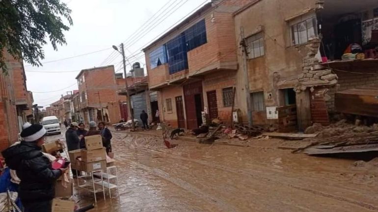 Fuerte crecida del río que divide La Quiaca con Villazón