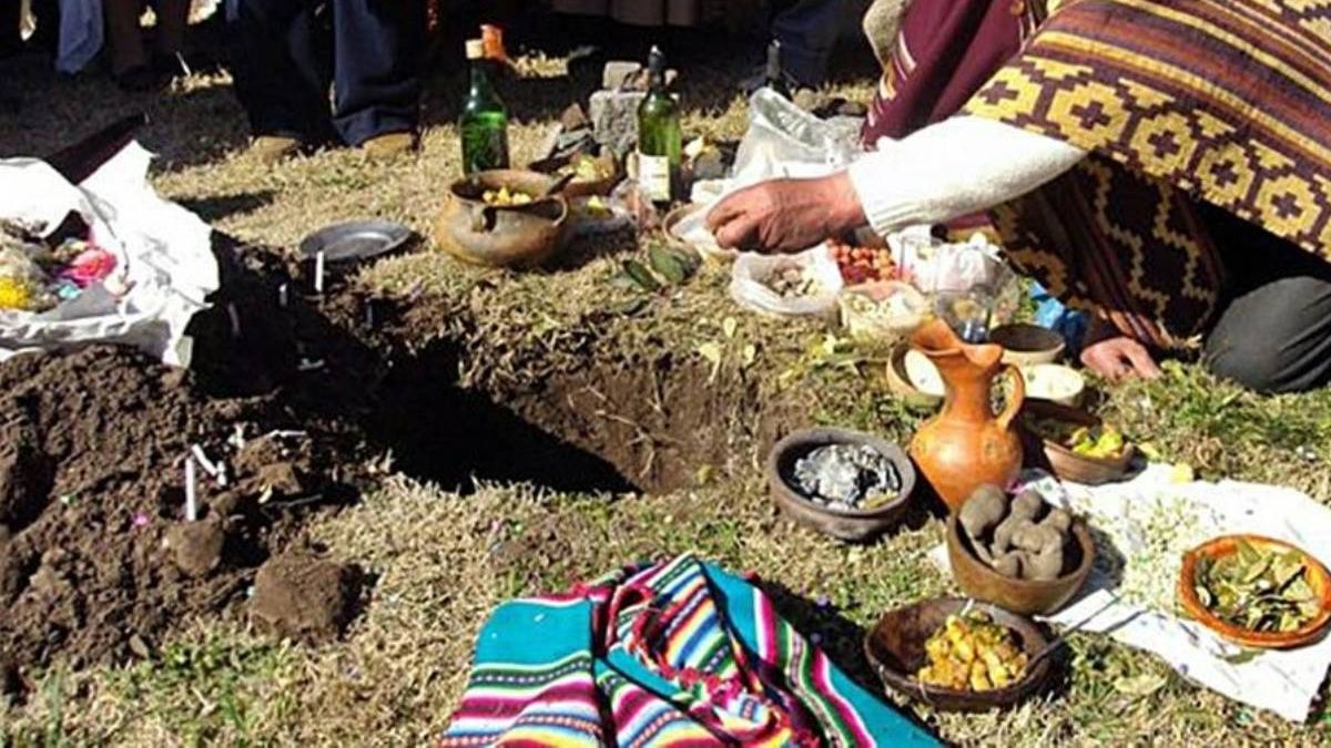 Celebración en el día de la Pachamama en el Parque Xibi Xibi