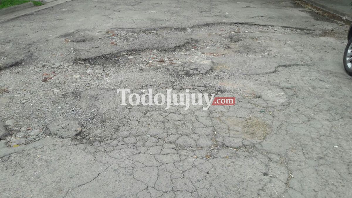 Vecinos de Cuyaya siguen luchando por la pavimentación de la calle