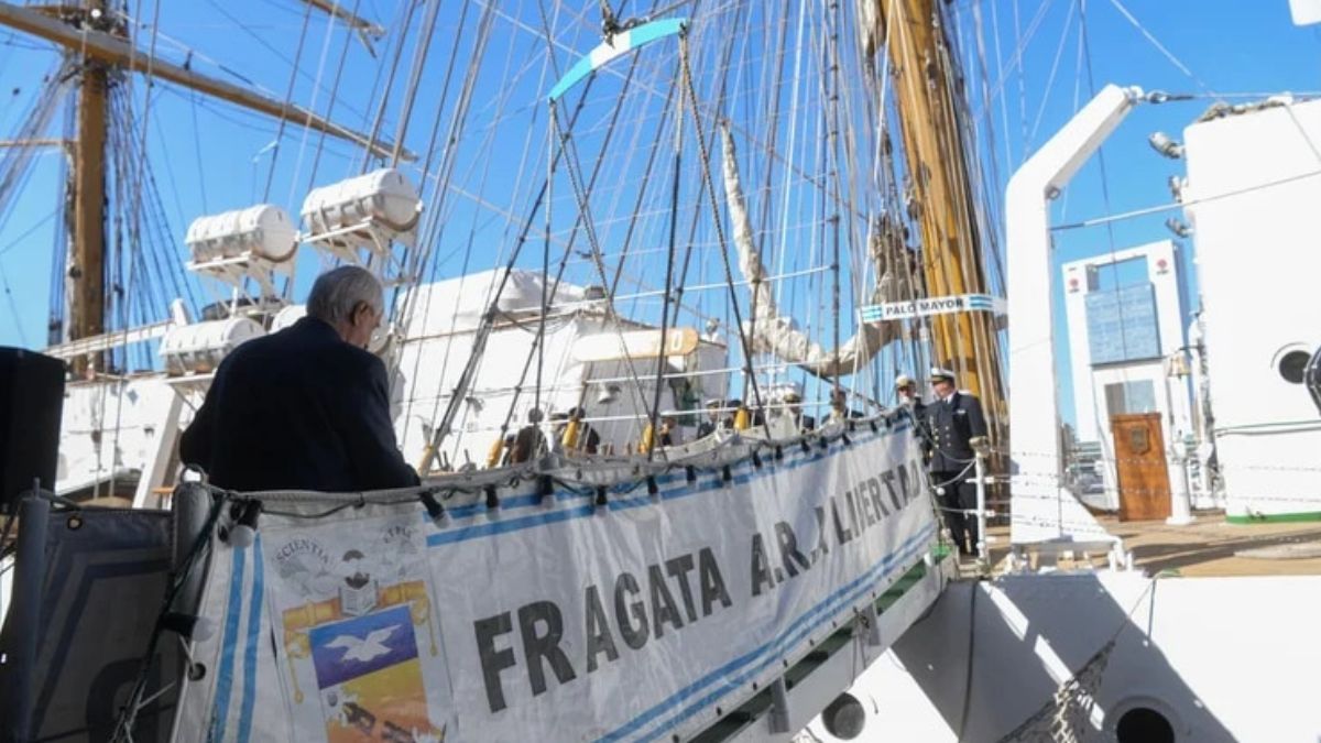 Fragata Libertad Finalmente Pudo Ingresar Al Puerto De Buenos Aires