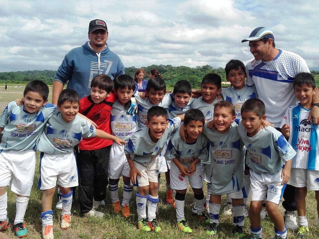 Resultado de imagen de futbol infantil en san pedro de jujuy