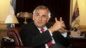 El gobernador restructurará su gabinete con el objetivo de disminuir los gastos El gobernador restructurará su gabinete con el objetivo de disminuir los gastos