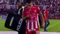 el viral del futbol argentino: toma agua, escupe y se peina con su propia saliva el viral del futbol argentino: toma agua, escupe y se peina con su propia saliva