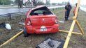 otro accidente en palpala: perdio el control del auto, volco y choco con un poste de luz otro accidente en palpala: perdio el control del auto, volco y choco con un poste de luz