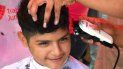cortaran el pelo a cambio de utiles escolares en el parque xibi xibi cortaran el pelo a cambio de utiles escolares en el parque xibi xibi