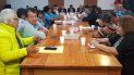 el gobierno ofrece un 10%, mejoro las asignaciones familiares el gobierno ofrece un 10%, mejoro las asignaciones familiares