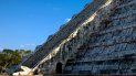 una multitud estuvo presente en el descenso de la serpiente emplumada en mexico una multitud estuvo presente en el descenso de la serpiente emplumada en mexico