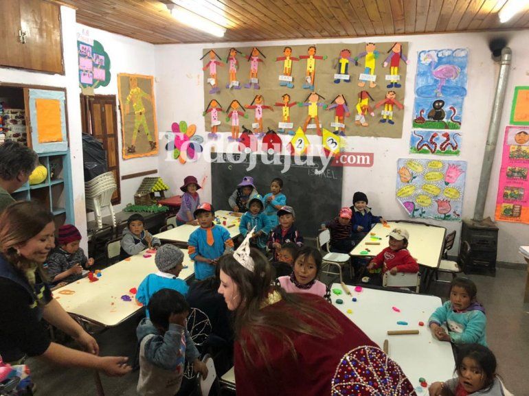 Compartiendo con alumnos de la puna