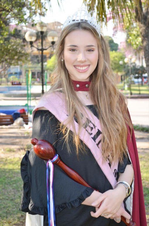 GIULIANA DE LUCA - REINA 2018