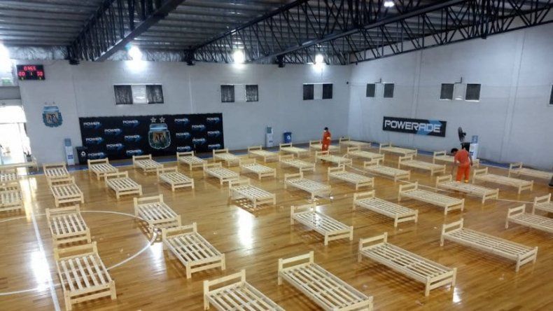 AFA colocó 120 camas en su predio para alojar a pacientes con ...