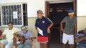 gente en situacion de calle agradecieron con una cancion gente en situacion de calle agradecieron con una cancion