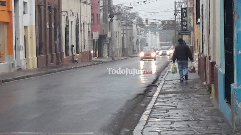Cuarentena en Jujuy: solo farmacias y estaciones para el domingo