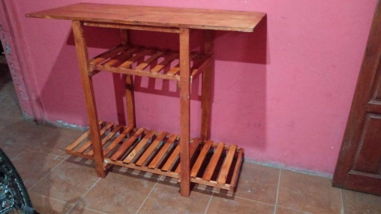  Ofrecen especieros, verduleros, maseteros y zapateros en madera de pino