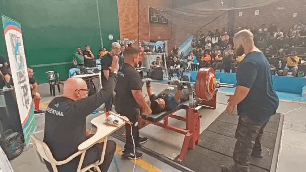 Héctor Canabiri ganó su categoría en el Torneo Nacional de ParaPowerlifting