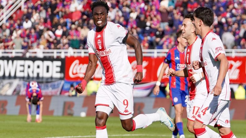 Los polémicos posteos de Huracán tras la victoria en el clásico ante San Lorenzo.