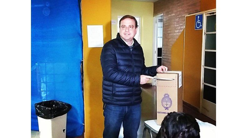 Snopek votando
