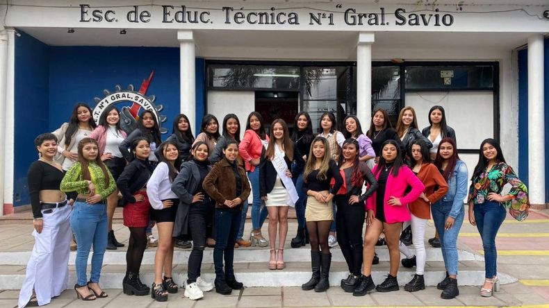 La EET 1 de Palpalá elige a su representante 2022 en la Fiesta Nacional de los Estudiantes