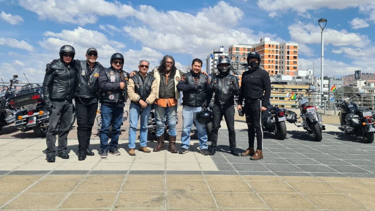 120 anos de harley davidson: fanaticos pasan por jujuy con sus maquinas