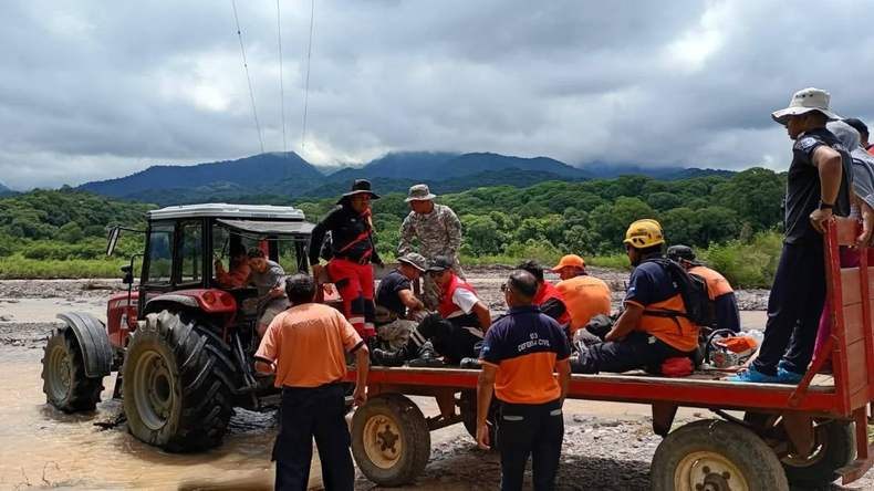 Rescataron a una mujer de 77 años tras caer de un caballo en San Antonio