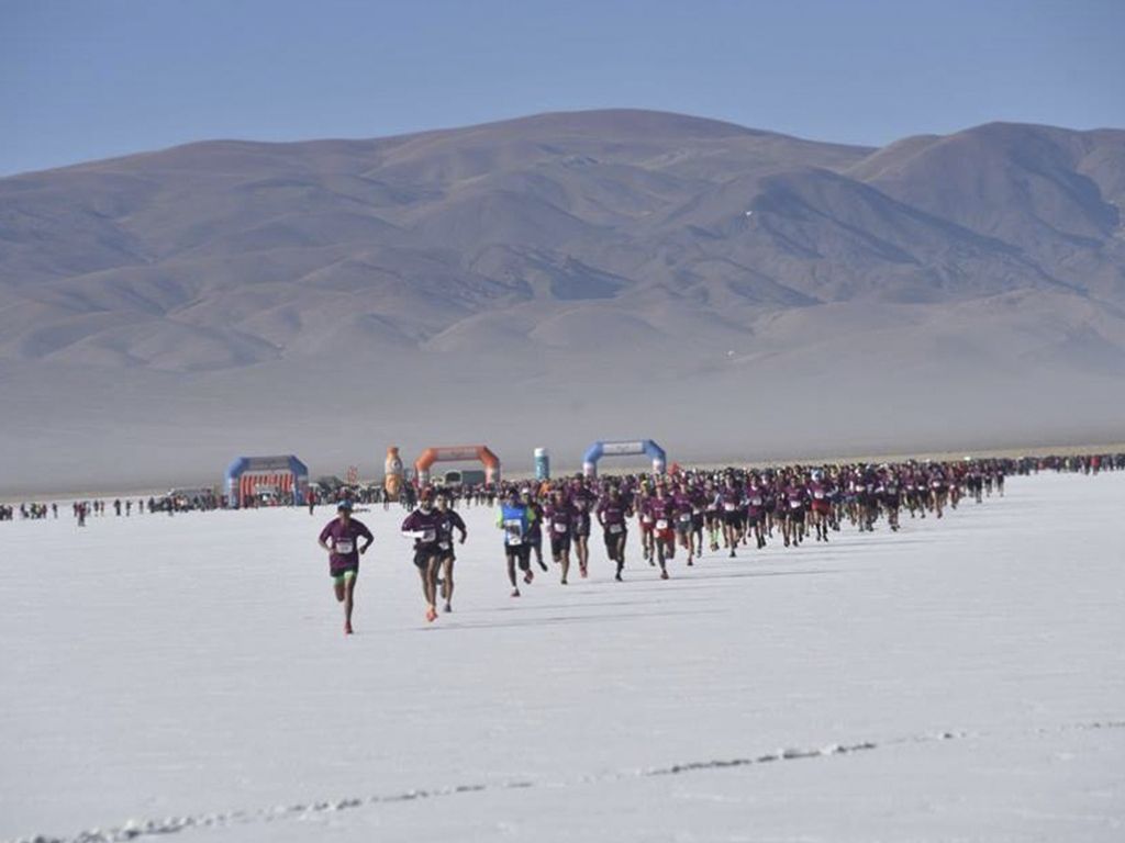 Miles de corredores en Las Salinas