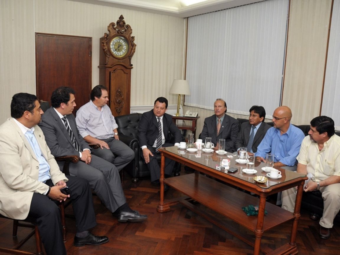 Reunión por aduana