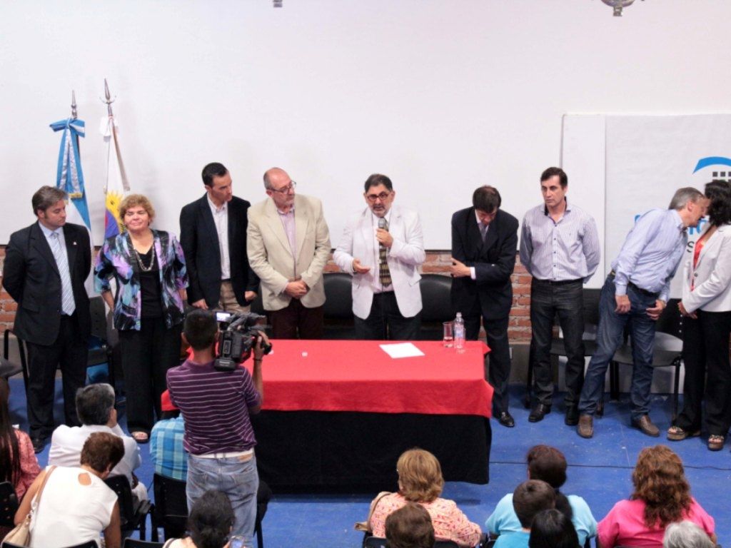 Autoridades presentes
