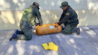 Encontraron un tanque de GNC con más de 23 kilos de cocaína