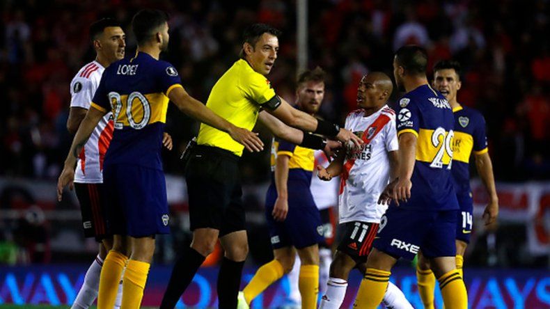 El Gobierno Nacional pedirá que se postergue la revancha entre Boca y River