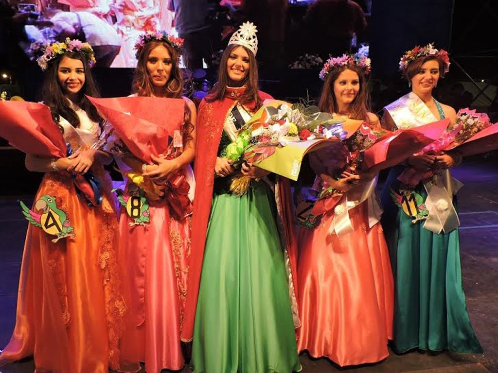 Valentina Oller Reina Provincial 2015