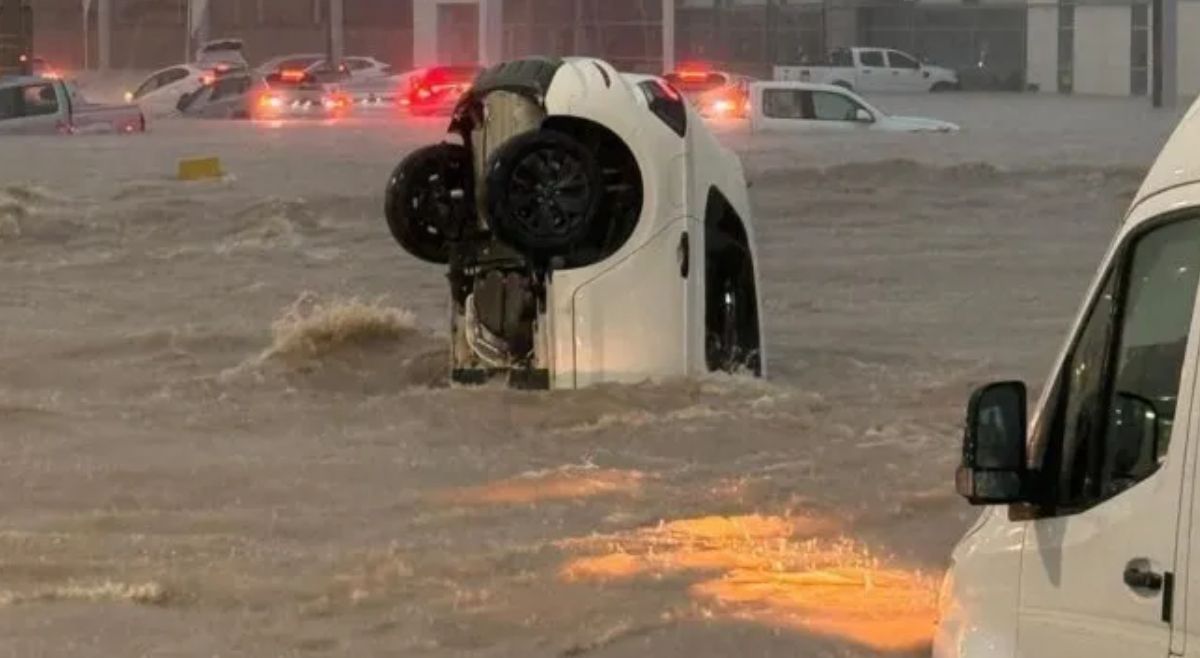 bahia blanca: hay mas de 1.300 evacuados y ya son 16 los muertos
