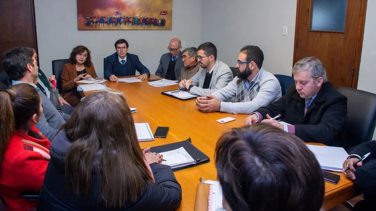 La próxima semana habrá reuniones de paritarias