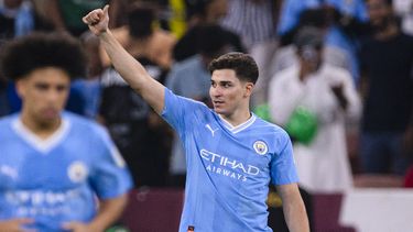 Julián Álvarez marcó 2 de los goles de Manchester City.