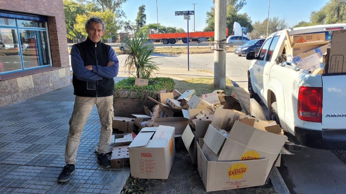 RicardoFigueroa es gomero en Córdoba y ayuda a niños de la Puna