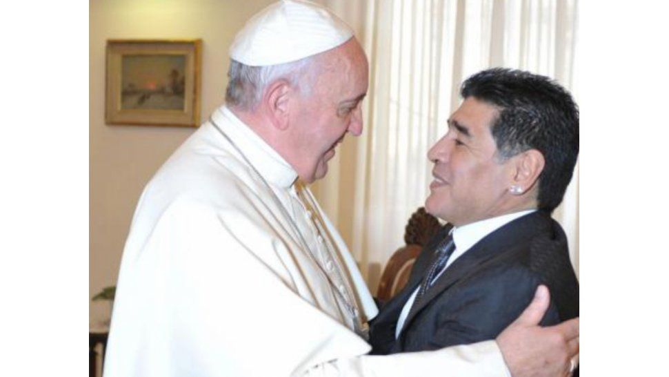 El Papa y Maradona