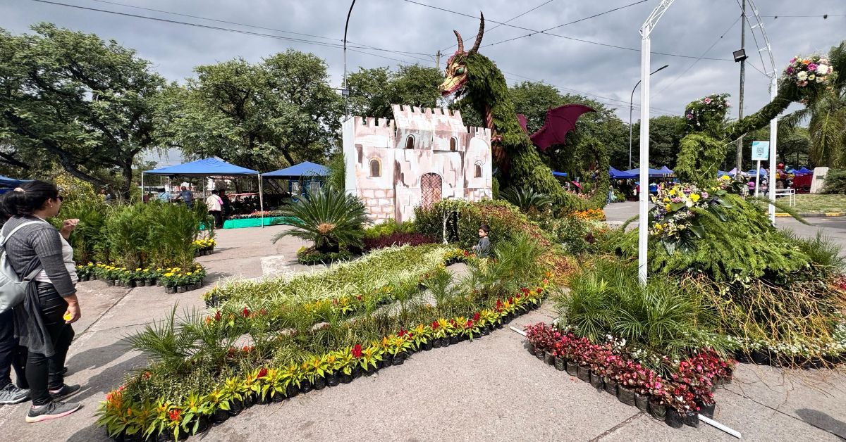Se inauguró la XV Edición de La Flor Más Bella