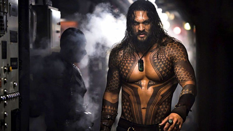 En el estreno, el actor de Aquaman sorprendió con un haka en plena alfombra roja