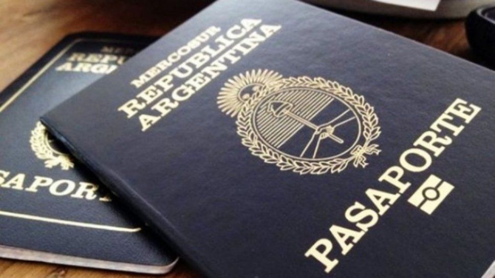 Pasaportes: desde ahora el de los menores vence antes y los extranjeros podrán sacarlo si están nacionalizados