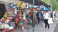 Entregan permisos a comerciantes para vender flores en el Día de los Fieles Difuntos