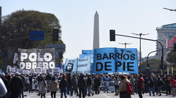El Gobierno eliminará cerca de 900 mil planes sociales de $78 mil mensuales&nbsp;