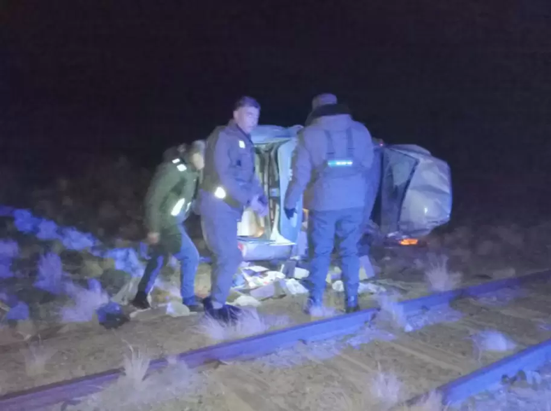 Traficaba figuritas del Mundial 2026 desde Chile, manejaba borracho y volc