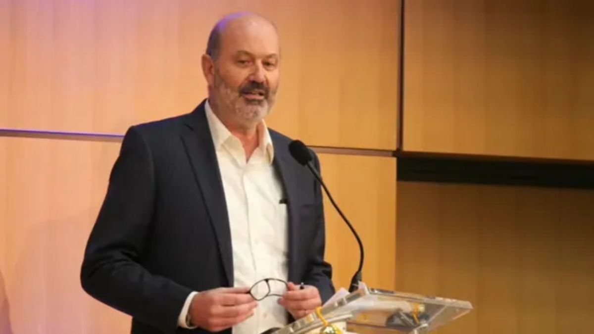 Federico Sturzenegger se suma al Gabinete en un nuevo ministerio.