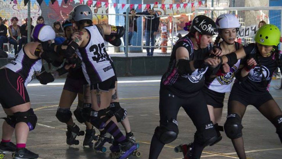 Roller Derby:  el equipo jujeño Mortal Kollas campeonas en Buenos Aires
