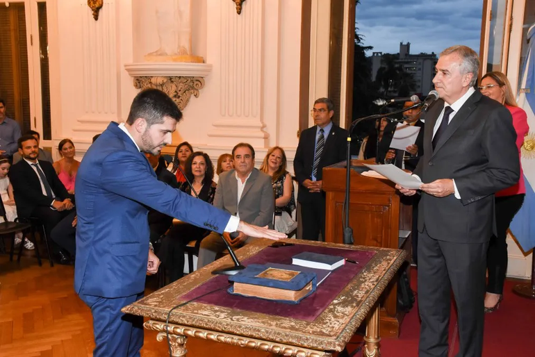 Juramento en Casa de Gobierno.