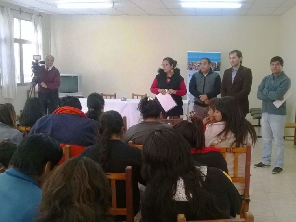 Charla en Volcán
