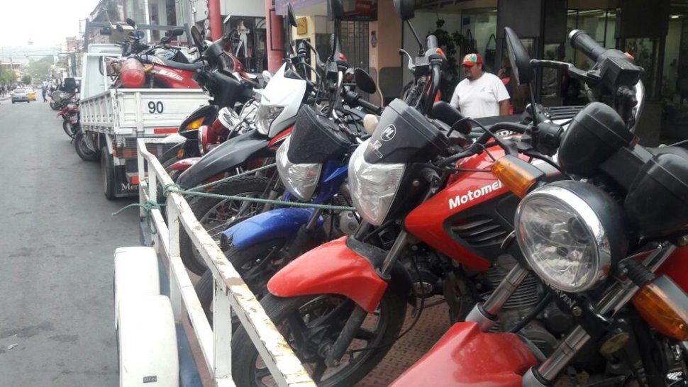 En la ciudad se retienen 20 motos por hora en los operativos de control
