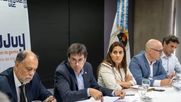 Esta semana el Gobierno retoma las reuniones por paritarias con gremios docentes Esta semana el Gobierno retoma las reuniones por paritarias con gremios docentes
