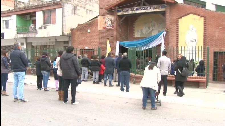 Cientos de jujeños honran a San Cayetano en Palpalá