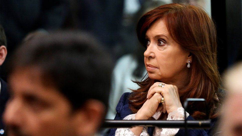 se filtro un audio de cfk a los fiscales: no se vayan hasta que el acta este firmada