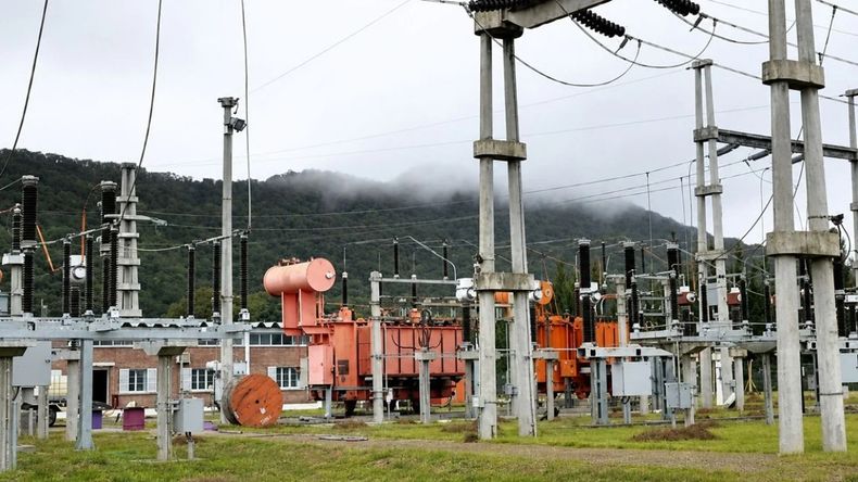 Por una falla de Transnoa, hay cortes de luz en amplias zonas de Salta.