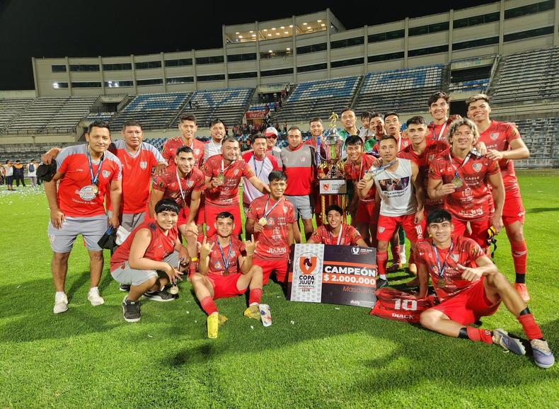 Torneo Regional Amateur / Atlético San Pedro.